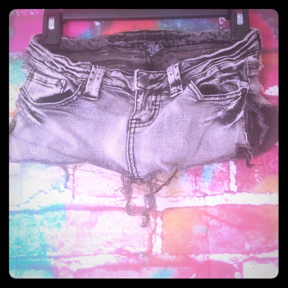 Blue asphalt short shorts